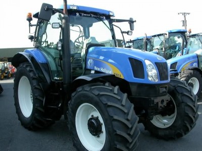 NEW HOLLAND T6050 + a.jpg (44.5 KiB) Osservato 853 volte NEW HOLLAND T6050 + a.jpg