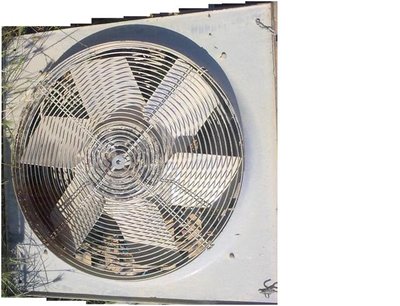 ventola 1 int.JPG (59.15 KiB) Osservato 1694 volte ventola 1 int.JPG