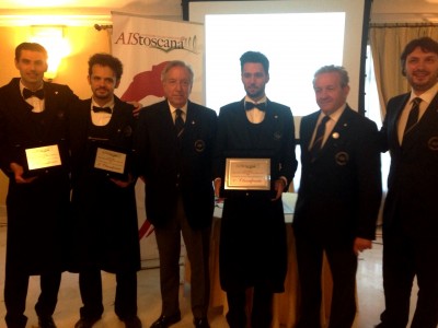 Andrea Galanti Miglior Sommelier della Toscana 2015 con gli altri due finalisti, il Presidente di AIS Toscana Osvaldo Baroncelli, il Vice presidente nazionale Roberto Bellini e Cristiano Cini Responsabile naz (1).jpg