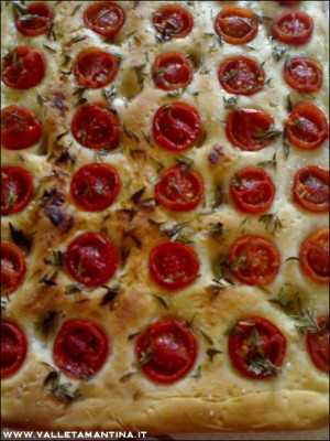 pizza-pomodorini4.jpg