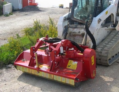 img-files-02-smo-skid-steer-4-700skid.jpg