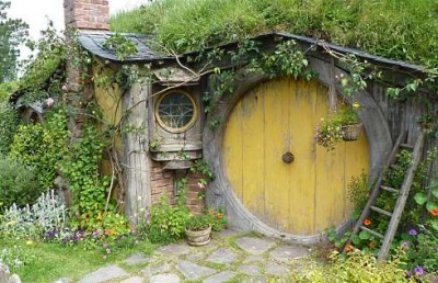 xhobbit-house-designs2.jpg.pagespeed.ic.Rq5AQnQxCh.jpg