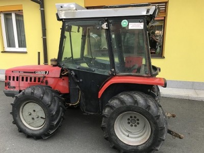 Carraro Tigrone 8000.jpg