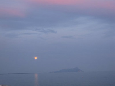 luna piena sul Circeo.jpg