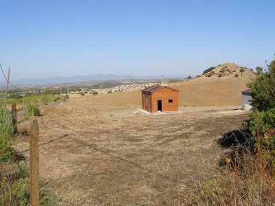 TERRENO VISUALE SUD-EST OVEST.JPG