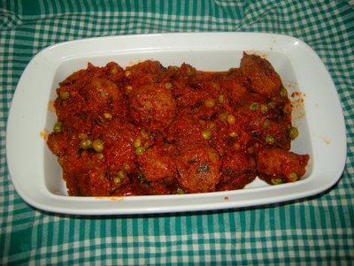 polpette con piselli.JPG