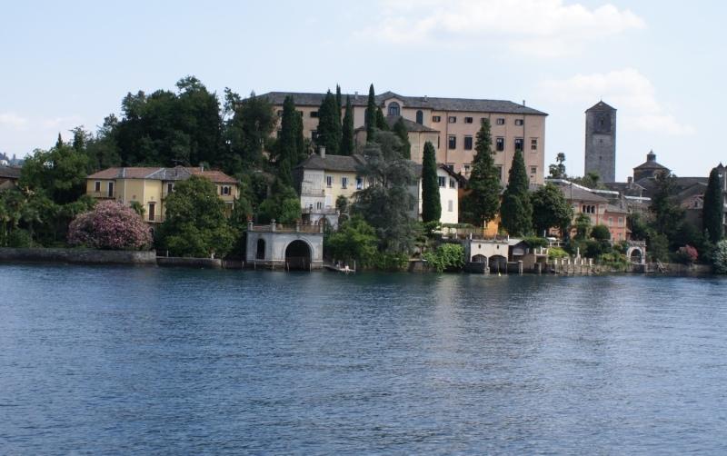 Isola%20di%20San%20Giulio%20-%20Orta.JPG