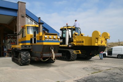 tractorKNRMmei2010022.jpg