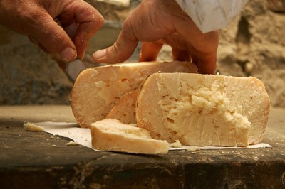 formaggio di fossa 1.jpg