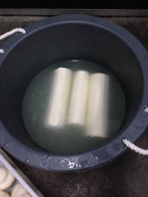 made provolone shapes / 2014-03-30 09.04.17.jpg 2014-03-30 09.04.17.jpg