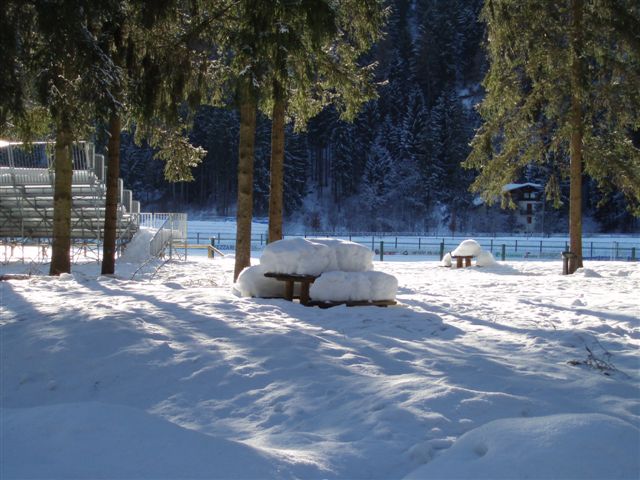 Ecco lo stadio Pineta di Pinzolo, dove in estate si allena la Juventus! / PC272755.JPG PC272755.JPG